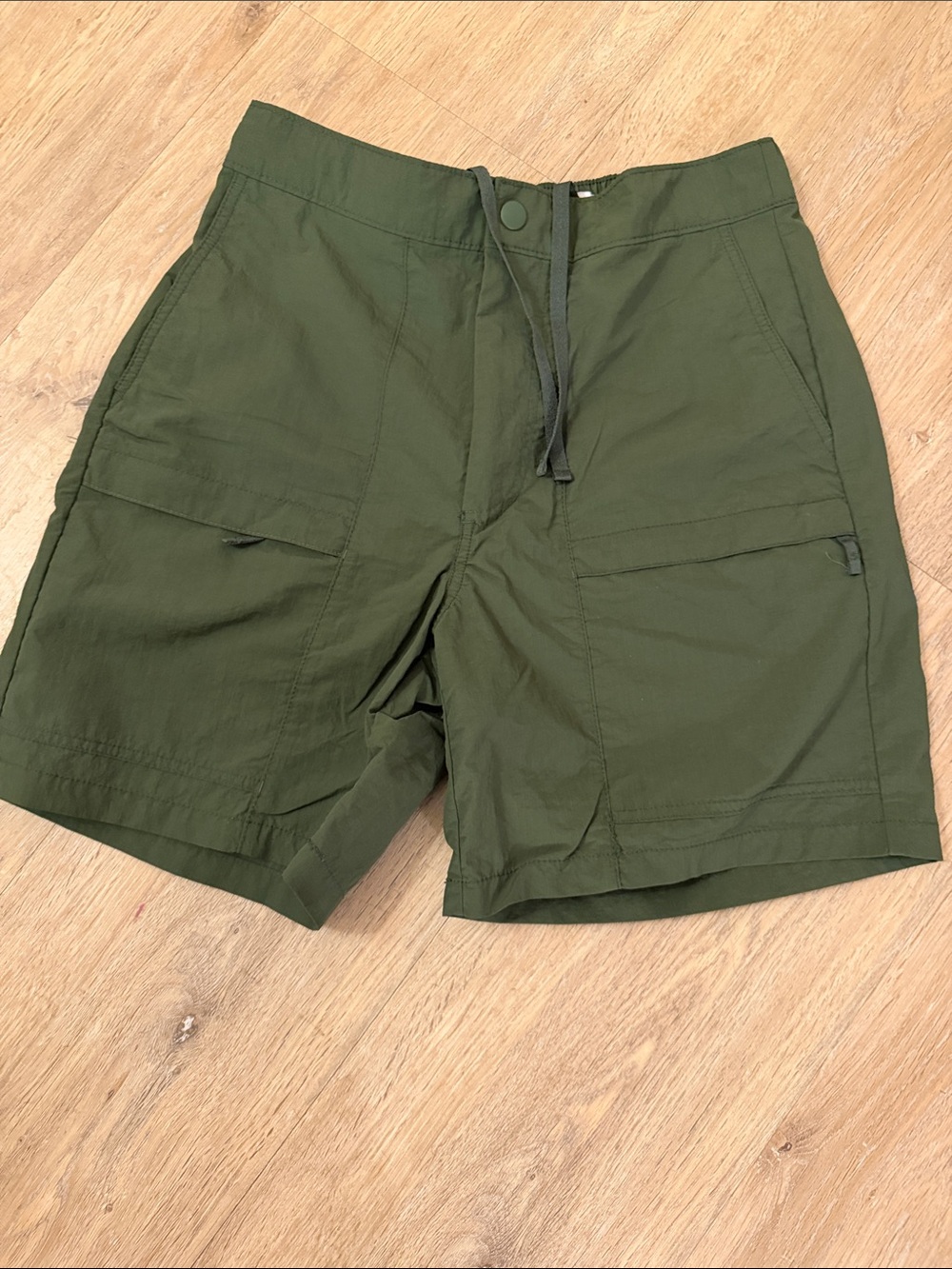 Old Navy Men's Dark Olive Cargo Shorts